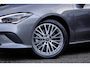 Mercedes-Benz CLA 250 e Business Solution Luxury Limited | Panoramadak | Camera | Cruise adaptief | Matrix LED | Voorstoelen verwarmd | NL-auto! | Achteruitrijcamera | Cruise control adaptief met Stop&Go en stuurhulp | Elektrisch glazen panorama-dak