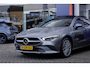 Mercedes-Benz CLA 250 e Business Solution Luxury Limited | Panoramadak | Camera | Cruise adaptief | Matrix LED | Voorstoelen verwarmd | NL-auto! | Achteruitrijcamera | Cruise control adaptief met Stop&Go en stuurhulp | Elektrisch glazen panorama-dak