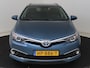 Toyota Auris Touring Sports 1.8 Hybrid Executive | Dealer onderhouden | Trekhaak | Stoelverwarming | Parkeersensoren voor+achter met asisstent | Climate Control | Cruise Control | Navigatie | Achteruitrijcamera | Bluetooth |