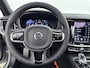 Volvo V60 2.0 T8 Plug-in hybrid AWD Plus Dark | Trekhaak | Panoramadak | HUD | PDC V+A en 360 camera | Extra Getint Glas | Stoel + Stuurverwarming | Apple Carplay-Android Auto |