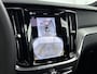 Volvo V60 2.0 T8 Plug-in hybrid AWD Plus Dark | Trekhaak | Panoramadak | HUD | PDC V+A en 360 camera | Extra Getint Glas | Stoel + Stuurverwarming | Apple Carplay-Android Auto |
