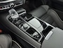 Volvo V60 2.0 T8 Plug-in hybrid AWD Plus Dark | Trekhaak | Panoramadak | HUD | PDC V+A en 360 camera | Extra Getint Glas | Stoel + Stuurverwarming | Apple Carplay-Android Auto |