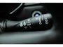 Renault Captur 1.6 E-Tech Plug-in Hybrid 160 Intens | Rijklaar! | SOH 86% | Cruise Control | Camera | Keyless | Trekhaak | All Season