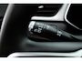 Renault Captur 1.6 E-Tech Plug-in Hybrid 160 Intens | Rijklaar! | SOH 86% | Cruise Control | Camera | Keyless | Trekhaak | All Season