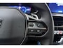 Peugeot 208 1.2 Hybrid 110 e-DCS6 Allure | Automaat | Cruise control adaptief met Stop&Go | Stof/kunstlederen bekleding | Climate control | Achteruitrijcamera | Apple Carplay/Android Auto | DAB | Navigatie full map
