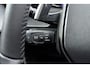 Peugeot 208 1.2 Hybrid 110 e-DCS6 Allure | Automaat | Cruise control adaptief met Stop&Go | Stof/kunstlederen bekleding | Climate control | Achteruitrijcamera | Apple Carplay/Android Auto | DAB | Navigatie full map