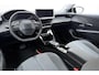 Peugeot 208 1.2 Hybrid 110 e-DCS6 Allure | Automaat | Cruise control adaptief met Stop&Go | Stof/kunstlederen bekleding | Climate control | Achteruitrijcamera | Apple Carplay/Android Auto | DAB | Navigatie full map