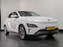 Hyundai Kona Electric EV Business 64 kWh | SOH 100% | BLISS | Leder | Elek. Stoelen | Warmetepomp | ACC | Apple Carplay | Apple Carplay/Android Auto|telefoonintegratie premium | Audio installatie premium | Cruise control adaptief met Stop&Go en stuurhulp
