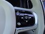 Volvo XC60 BWJ 2023 2.0 T6 Plug-in hybrid 357 PK AWD Plus Black Edition PANORAMADAK | ADAPTIVE CRUISE + PILOT ASIST | KEYLESS | 360 CAM. | ELEKTR. STOELEN + MEMORY | STOEL+STUUR VERW. | ACHTERBANK VERW. | BLIS | CARPLAY | ELEKTR. KLEP | DRAADLOZE TELEFOONLADER