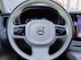 Volvo XC60 BWJ 2023 2.0 T6 Plug-in hybrid 357 PK AWD Plus Black Edition PANORAMADAK | ADAPTIVE CRUISE + PILOT ASIST | KEYLESS | 360 CAM. | ELEKTR. STOELEN + MEMORY | STOEL+STUUR VERW. | ACHTERBANK VERW. | BLIS | CARPLAY | ELEKTR. KLEP | DRAADLOZE TELEFOONLADER