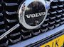 Volvo XC60 BWJ 2023 2.0 T6 Plug-in hybrid 357 PK AWD Plus Black Edition PANORAMADAK | ADAPTIVE CRUISE + PILOT ASIST | KEYLESS | 360 CAM. | ELEKTR. STOELEN + MEMORY | STOEL+STUUR VERW. | ACHTERBANK VERW. | BLIS | CARPLAY | ELEKTR. KLEP | DRAADLOZE TELEFOONLADER