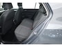 Volkswagen Golf 1.0 TSI Life | Rijklaar! | Dig. Cockpit | Camera | PDC V+A | Apple CarPlay | Stoel- Stuurverw. | All Season