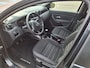 Dacia Duster 1.2 TCe Prestige | ACHTERUITRIJCAMERA | STOELVERWARMING | NAVIGATIE | AIRCO | PARKEERSENSOREN | 17" LICHTMETALEN VELGEN |