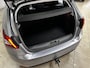 Peugeot 308 1.6 THP Première/ Trekhaak/ Panorama-Dak/ Keyless/ LED Koplampen/ 16'' LMV/ Navi/ Clima/ Cruise Adaptive/ Elek. pakket/ Bluetooth/ Armsteun/ Multi. LEDER. Stuur/ Mistl./ PDC/ Chroom.