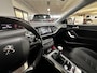 Peugeot 308 1.6 THP Première/ Trekhaak/ Panorama-Dak/ Keyless/ LED Koplampen/ 16'' LMV/ Navi/ Clima/ Cruise Adaptive/ Elek. pakket/ Bluetooth/ Armsteun/ Multi. LEDER. Stuur/ Mistl./ PDC/ Chroom.