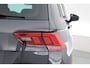 Volkswagen Tiguan 1.5 TSI Life | Rijklaar! | Adapt. Cruise | Camera | Trekhaak | Apple CarPlay + NAV | Digi. cockpit |