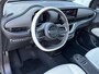 Fiat 500e La Prima by Bocelli 42 kWh / SOH 96% / Panoramadak / Winter & Style pakket / Leder / CCS snelladen / Achteruitrijcamera / JBL Audio Systeem / Stoelverwarming / Adaptief cruise control / Keyless Entry/Start /