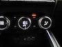 Renault Clio 1.6 E-Tech Full Hybrid 145 esprit Alpine | Adaptive Cruise Control | Airco Automatisch | Apple CarPlay/Android Auto | Achteruitrijcamera | Blind Spot Warning | Draadloze Oplader | Grootlichtassistent | Keyless | Parkeersensoren Voor en Achter |