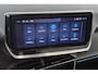 Peugeot 2008 1.2 Hybrid 136 GT Panoramadak Camera Keyless Dodehoek