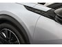 Peugeot 2008 1.2 Hybrid 136 GT Panoramadak Camera Keyless Dodehoek
