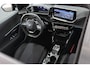 Peugeot 2008 1.2 Hybrid 136 GT Panoramadak Camera Keyless Dodehoek