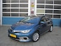 Toyota Auris 1.8 Hybrid Bus. Pro met panorama en trekhaak.