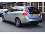 Volvo V60 2.0T Automaat Momentum Trekhaak | Adaptive cruise | BLIS