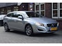 Volvo V60 2.0T Automaat Momentum Trekhaak | Adaptive cruise | BLIS