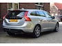 Volvo V60 2.0T Automaat Momentum Trekhaak | Adaptive cruise | BLIS