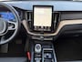 Volvo XC60 2.0 T6 Plug-in hybrid AWD Ultra Dark | Trekhaak | Luchtvering | Panoramadak | 360 Camera | Memory seats |