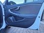 Volvo V40 Cross Country 2.0 T3 Momentum | Xenon | Trekhaak | Stoelverwarming | Navi | PDC | Cruise | LMV 18" |