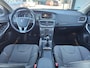 Volvo V40 Cross Country 2.0 T3 Momentum | Xenon | Trekhaak | Stoelverwarming | Navi | PDC | Cruise | LMV 18" |
