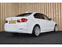 BMW 3-Serie 320i Upgrade Edition 184 PK Automaat NL-auto Xenon Leer Clima Cruise + Nwe APK