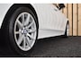 BMW 3-Serie 320i Upgrade Edition 184 PK Automaat NL-auto Xenon Leer Clima Cruise + Nwe APK