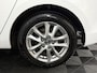 Mazda 3 1.6 Business Clima, Parkeersensoren, Lichtmetalen velgen, Cruise control, Stoelverwarming, Mistlamp, Radio
