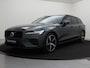 Volvo V60 T6 PLUG-IN HYBRID ULTRA DARK BOWERS&WILKINS MASSAGE 19INCH 360GR
