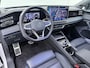 Volkswagen Tiguan R-Line 1.5 eHybrid 272 PK | Pano Dak | Black Style | 360 Camera | Head-up Display | Harman Kardon | Side Assist | ACC | Elek. Achterklep | Elek. Stoelen | Leder | Stuur-/Stoelverwarming V+A | 20'' |