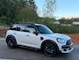 MINI Countryman 1.5 AUTOMAAT Cooper White Silver Edition, Panoramadak, unieke uitvoering met vele opties, harman cardon, NL auto