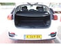 Kia Niro EV 64 kWh *DynamicLine* | SOH 97,4% | 3-fase | Carplay | Adaptive Cruise & Climate Control | Camera | Stuur & Stoel Verwarming | Privacy |