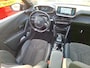 Peugeot e-208 EV GT Pack 50 kWh | Fase 3 laden | Panoramadak | Navigatie | Camera | Stoelverwarming | NL auto | 1e Eigenaar |