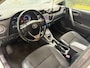 Toyota Auris 1.8 Hybrid Lease Pro Aut. | LET OP SCHADE | Panorama | Xenon | JBL Sound | Navigatie | Historie | Stoelverwarming |