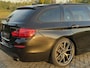BMW 5-Serie Touring M550xd, VOL! Individual, Soft-Close, Bang&olufsen, Alcantara, Trekhaak, HUD