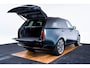 Land Rover Range Rover 4.4 P530 Trekhaak - Panoramadak - Adaptieve Cruise Control - SV Bespoke Hemelbekleding/vloermatten - SV Bespoke volledig uitgebreide Leder upgrade - HomeLink - Shadow Exterior Pack -