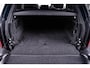 Land Rover Range Rover 4.4 P530 Trekhaak - Panoramadak - Adaptieve Cruise Control - SV Bespoke Hemelbekleding/vloermatten - SV Bespoke volledig uitgebreide Leder upgrade - HomeLink - Shadow Exterior Pack -