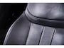 Land Rover Range Rover 4.4 P530 Trekhaak - Panoramadak - Adaptieve Cruise Control - SV Bespoke Hemelbekleding/vloermatten - SV Bespoke volledig uitgebreide Leder upgrade - HomeLink - Shadow Exterior Pack -