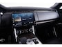 Land Rover Range Rover 4.4 P530 Trekhaak - Panoramadak - Adaptieve Cruise Control - SV Bespoke Hemelbekleding/vloermatten - SV Bespoke volledig uitgebreide Leder upgrade - HomeLink - Shadow Exterior Pack -