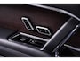 Land Rover Range Rover 4.4 P530 Trekhaak - Panoramadak - Adaptieve Cruise Control - SV Bespoke Hemelbekleding/vloermatten - SV Bespoke volledig uitgebreide Leder upgrade - HomeLink - Shadow Exterior Pack -