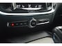 Volvo V60 Cross Country D4 AWD Intro Edition | Adaptive Cruise | BLIS | Stoel + Stuur Verwarming | 1e Eigenaar |