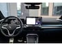 Volkswagen T-Roc 1.5 eTsi 150PK R-Line | Trekhaak | Achteruitrijcamera | IQ Light