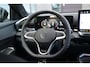 Volkswagen T-Roc 1.5 eTsi 150PK R-Line | Trekhaak | Achteruitrijcamera | IQ Light
